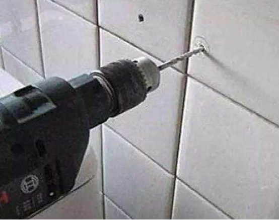 墙砖上打孔方法视频教学(墙砖上打孔方法视频教学图片) 墙砖上打孔方法视频教学(墙砖上打孔方法视频教学图片)